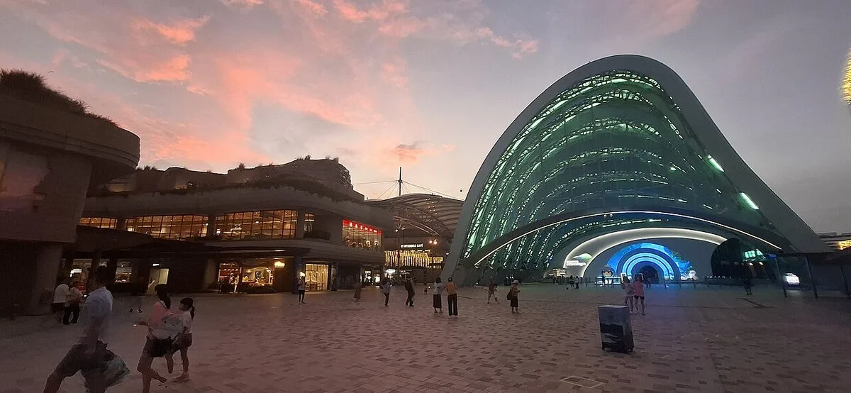 Singapore Oceanarium entrance building at Resorts World Sentosa at dusk